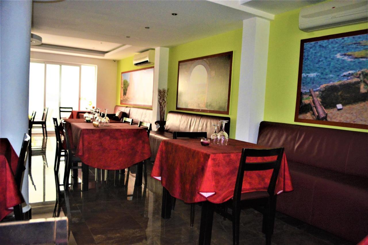 Sol Hotel Прая Екстер'єр фото